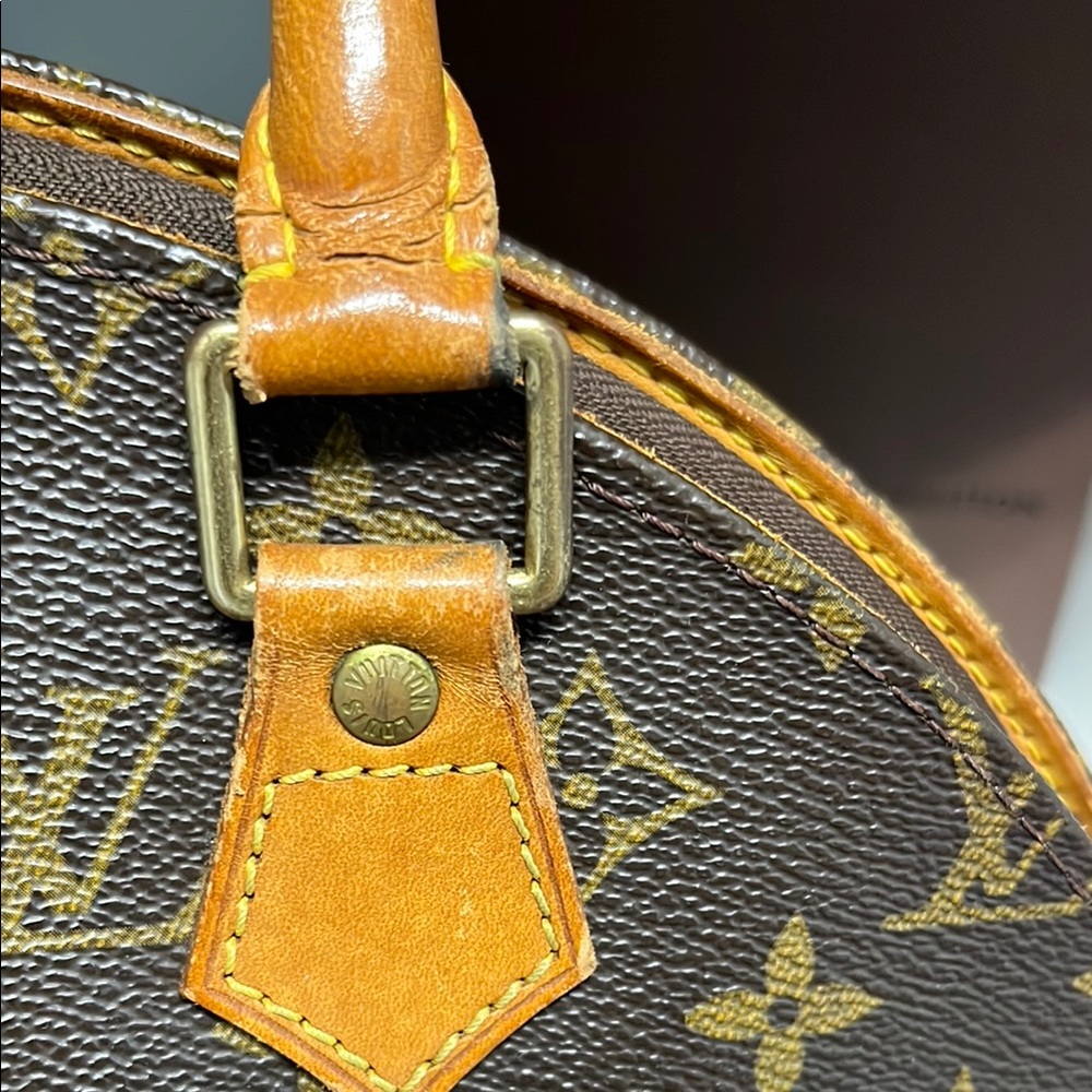 Louis Vuitton Monogram Dome Satchel in Brown with Tan Trim - Picture 6 of 16